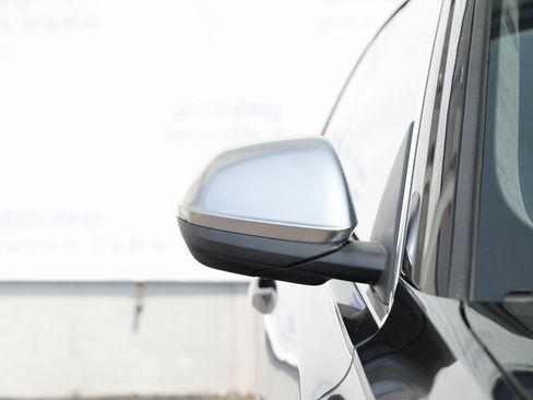 Used 2022 Audi SQ8 Prestige w/ Prestige Package image 9