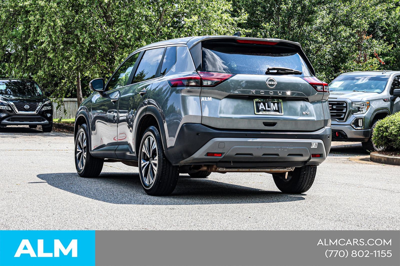 Used 2023 Nissan Rogue SV FWD image 8
