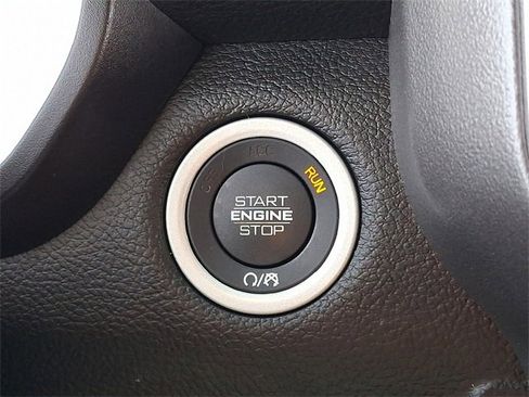 Used 2021 RAM 1500 Big Horn image 25