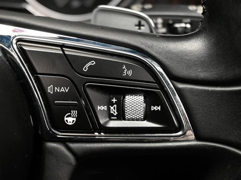 Used 2019 Bentley Bentayga image 77