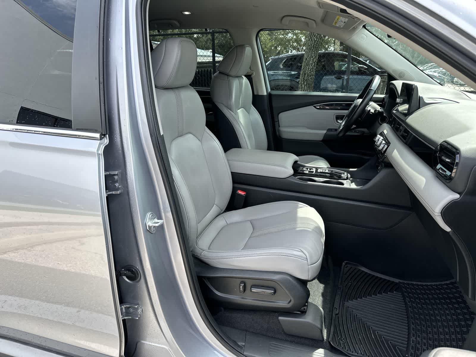 Used 2023 Honda Pilot EX-L image 9