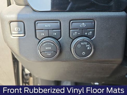 Used 2025 Chevrolet Silverado 1500 LT image 31