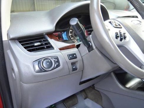 Used 2013 Ford Edge Limited image 29