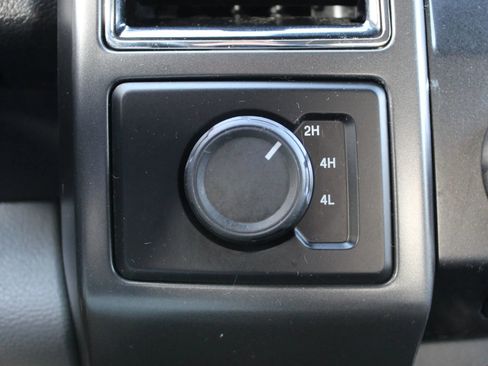 Used 2018 Ford F150 XLT image 18