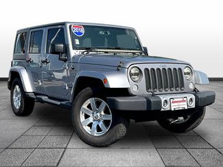 Used 2018 Jeep Wrangler Unlimited Sahara w/ Connectivity Group AWD/4WD video 1