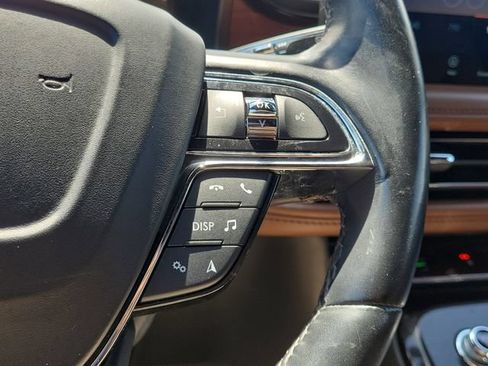 Used 2023 Lincoln Nautilus Reserve FWD image 19