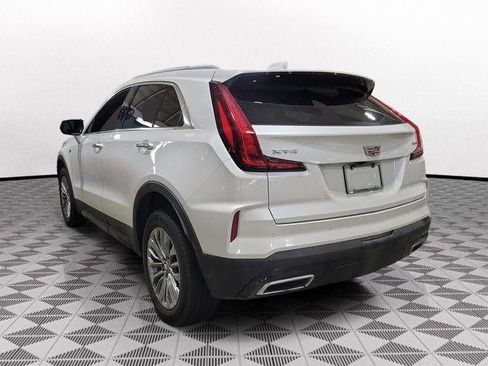 Certified 2024 Cadillac XT4 Premium Luxury w/ Cold Weather Package FWD image 3