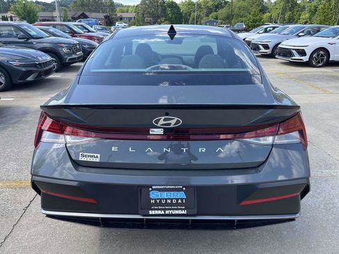New 2026 Hyundai Elantra SEL Sport Premium FWD image 4