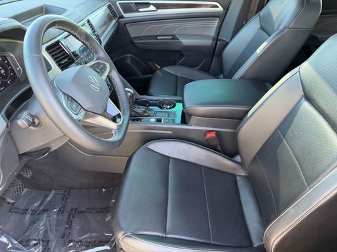 Used 2022 Volkswagen Atlas SE FWD image 12