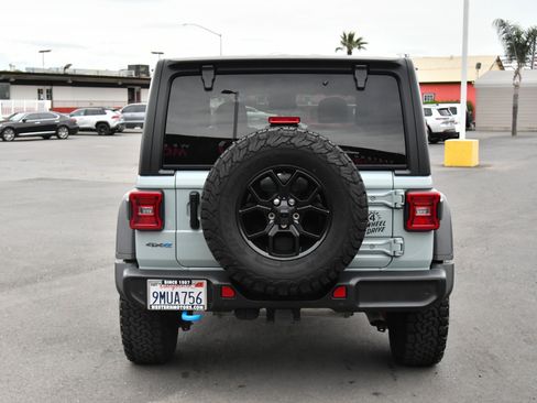 Used 2024 Jeep Wrangler Willys image 7