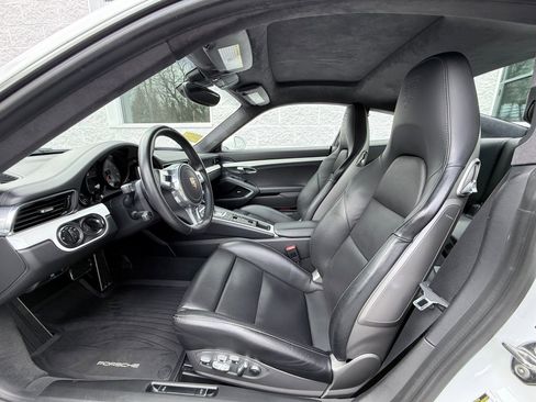 Used 2013 Porsche 911 Carrera 4S image 12
