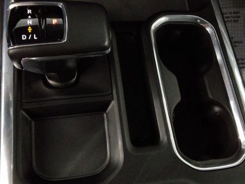 Used 2023 Chevrolet Silverado 1500 RST w/ Convenience Package II image 18