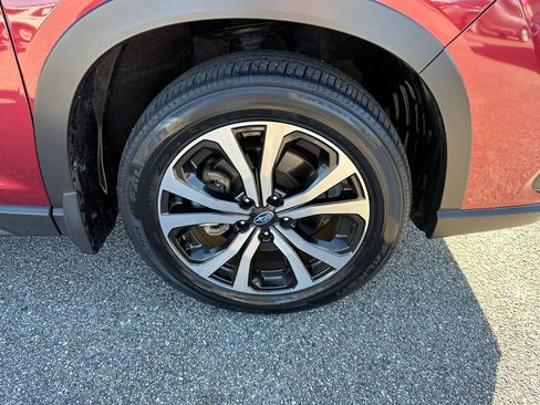 Used 2023 Subaru Forester Limited image 4