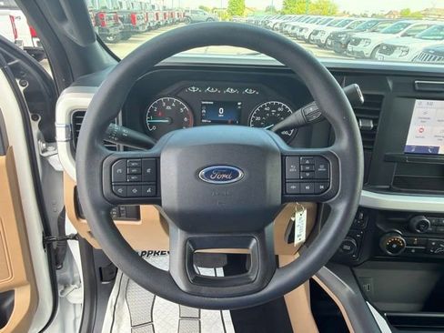 Used 2024 Ford F250 XLT AWD/4WD image 26
