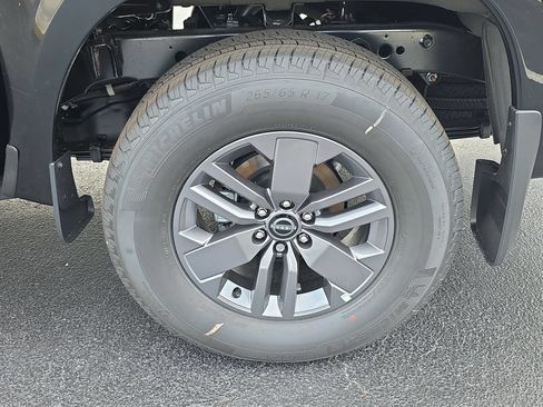 New 2026 Nissan Frontier SV w/ SV Convenience Package AWD/4WD image 13