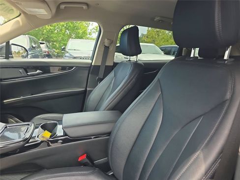Certified 2022 Lincoln Nautilus FWD image 15