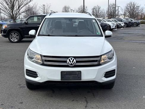 Used 2016 Volkswagen Tiguan S image 6