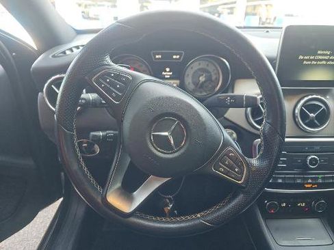Used 2016 Mercedes-Benz GLA 250 4MATIC w/ Multimedia Package image 5