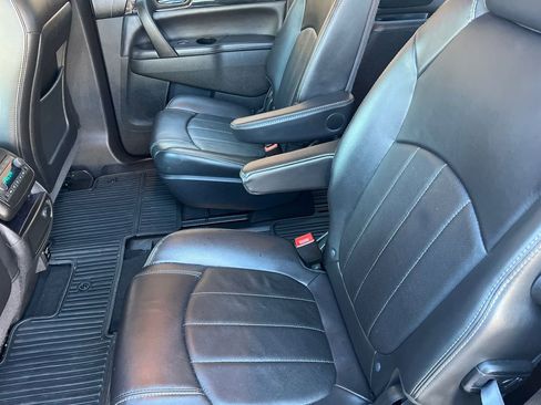 Used 2016 Buick Enclave Leather w/ Trailering Package image 12