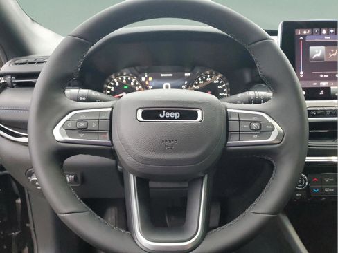 New 2026 Jeep Compass Latitude AWD/4WD image 19