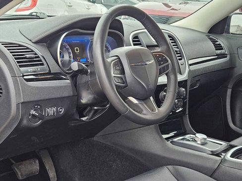 Used 2023 Chrysler 300 Touring w/ Sport Appearance Package image 2