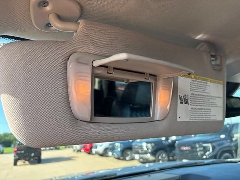 Used 2019 Toyota Tundra Platinum AWD/4WD image 31