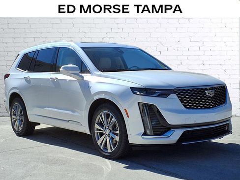 Certified 2023 Cadillac XT6 Premium Luxury image 5
