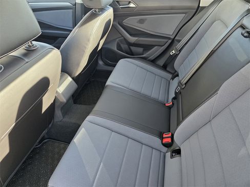 New 2026 Volkswagen Jetta SE image 21