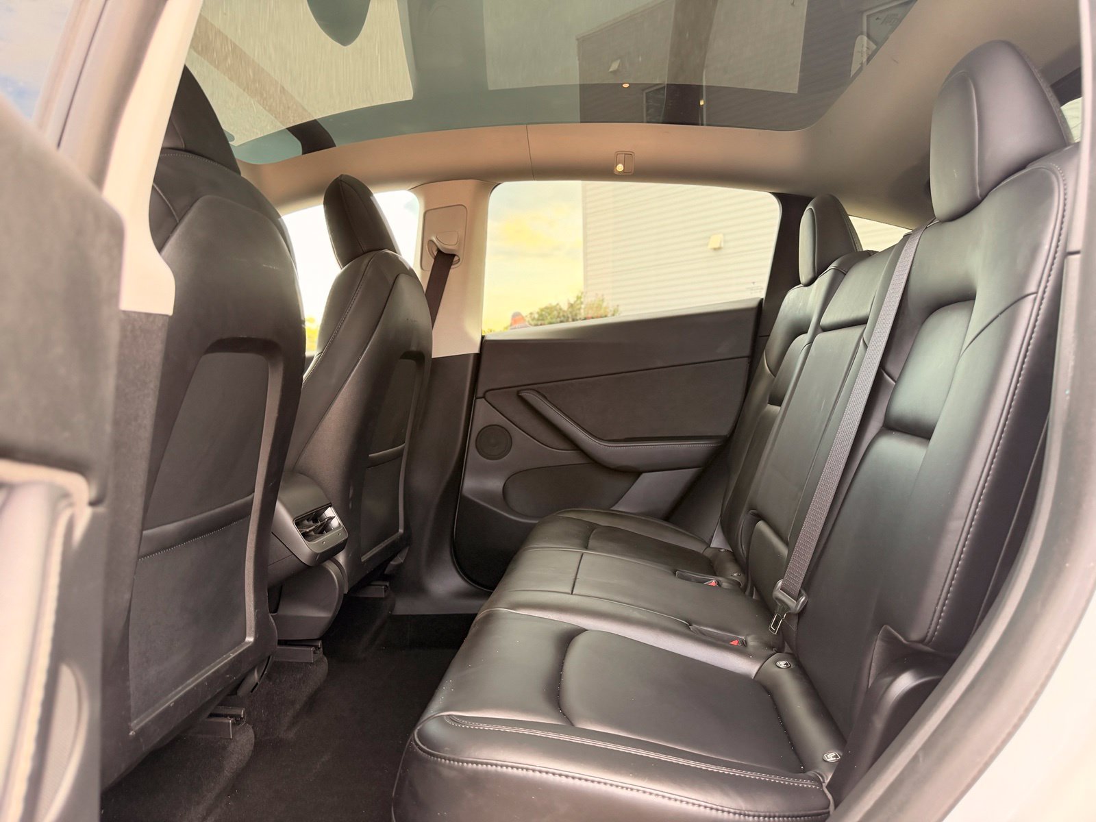 Used 2021 Tesla Model Y Long Range AWD/4WD image 16