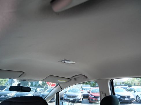 Used 2020 Honda Fit LX image 26