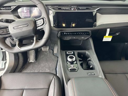 New 2026 Jeep Cherokee Limited AWD/4WD image 24