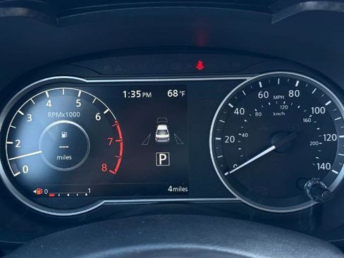 New 2025 Nissan Versa SV w/ Trunk Package image 29