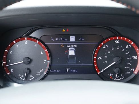 Used 2022 Nissan Frontier Pro-X RWD image 14