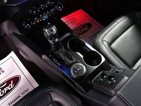 Used 2025 Ford Bronco Outer Banks image 22