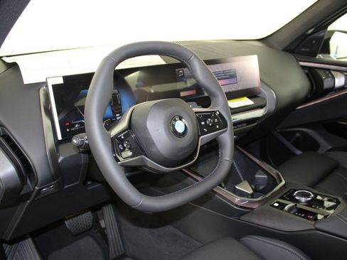 New 2026 BMW X3 xDrive30 w/ Premium Package image 4