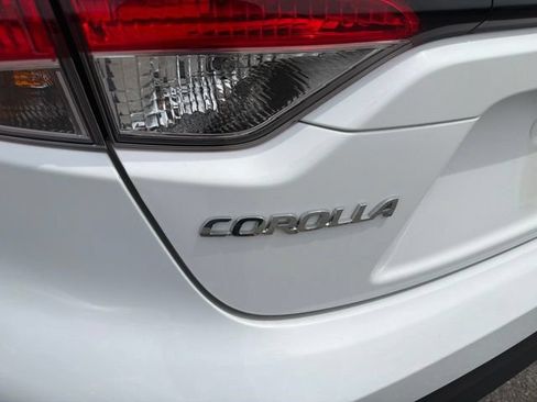 Used 2024 Toyota Corolla LE FWD image 23