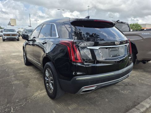 Used 2021 Cadillac XT5 Premium Luxury w/ LPO, Floor Liner Package FWD image 4