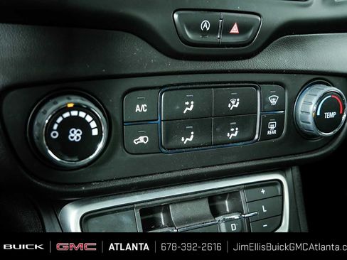 Used 2023 GMC Terrain SLE FWD image 15