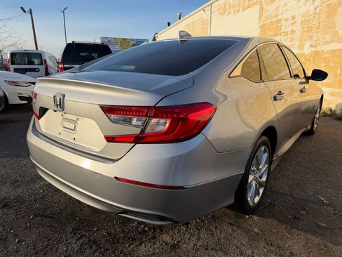 Used 2018 Honda Accord LX image 5