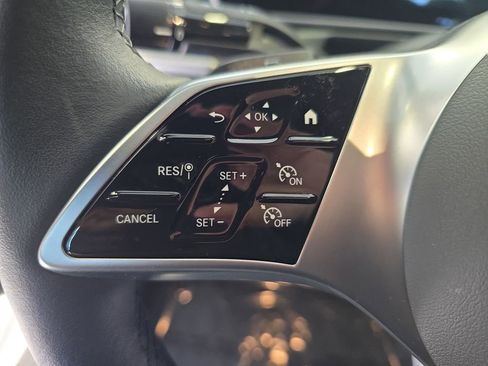 Certified 2025 Mercedes-Benz C 300 Sedan image 18