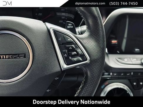 Used 2018 Chevrolet Camaro SS RWD image 28
