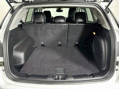 Used 2022 Jeep Compass Latitude w/ Sun and Sound Group FWD image 24