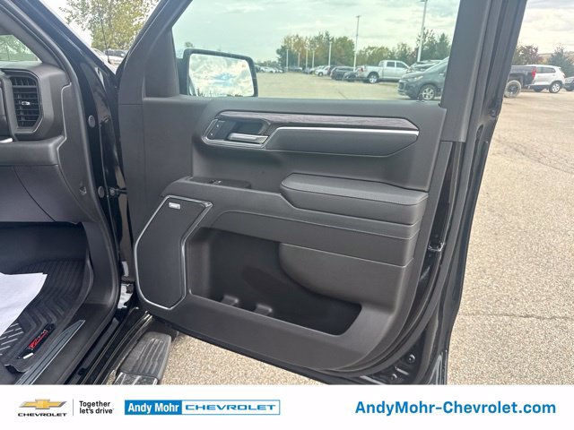 New 2026 Chevrolet Silverado 1500 LTZ w/ LTZ Premium Package AWD/4WD image 15
