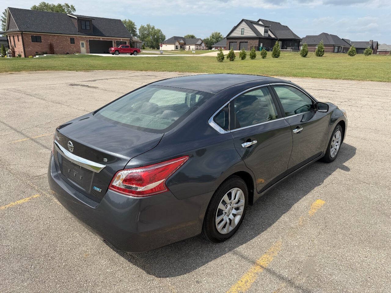Used 2013 Nissan Altima 2.5 S FWD image 4