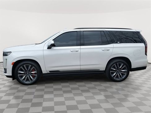 Used 2023 Cadillac Escalade Sport Platinum image 3