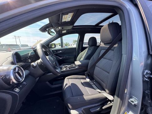New 2026 Chevrolet Equinox LT FWD image 11