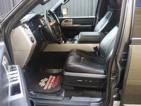 Used 2016 Ford Expedition EL XLT w/ Equipment Group 202A image 37