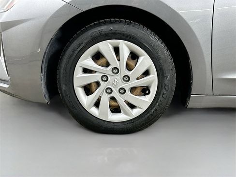 Used 2019 Hyundai Elantra SE w/ Cargo Package image 8