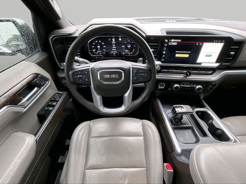 Used 2023 GMC Sierra 1500 SLT AWD/4WD image 6
