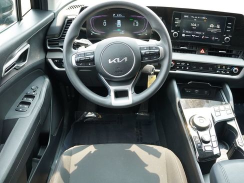 Certified 2023 Kia Sportage LX AWD/4WD image 19